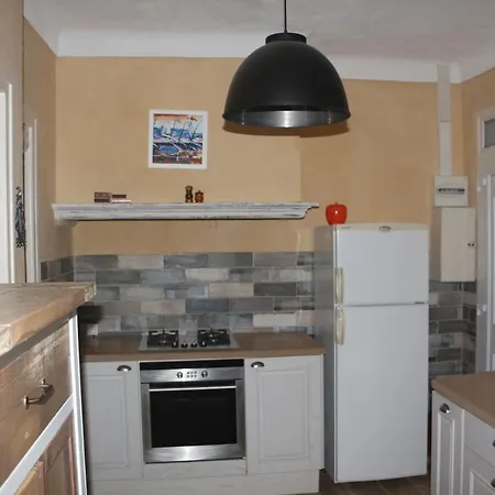 Maison De Pêcheurs Climatisée Bord De Casa de Férias *